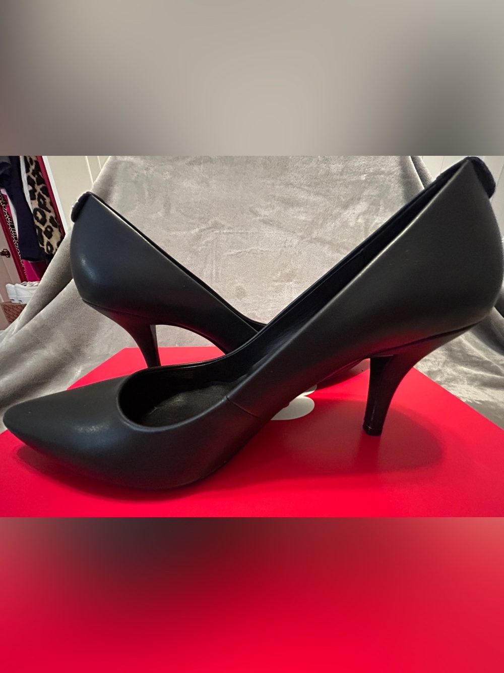 Michael Kors Black Leather Pointed-Toe Stiletto Pumps - Alina Flex Fit - Picture 4 of 10
